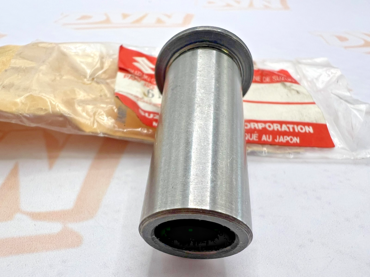 OEM NOS Suzuki Swingarm Spacer 61251-20400