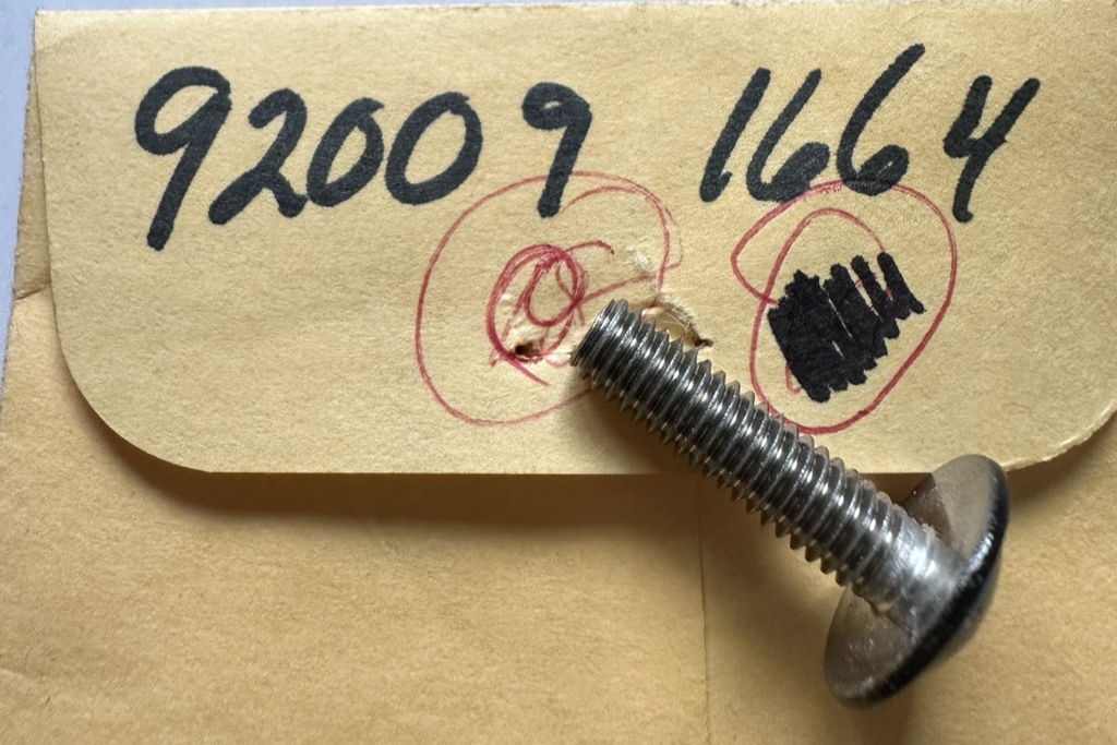 OEM Kawasaki 92009-1664 Screw NOS