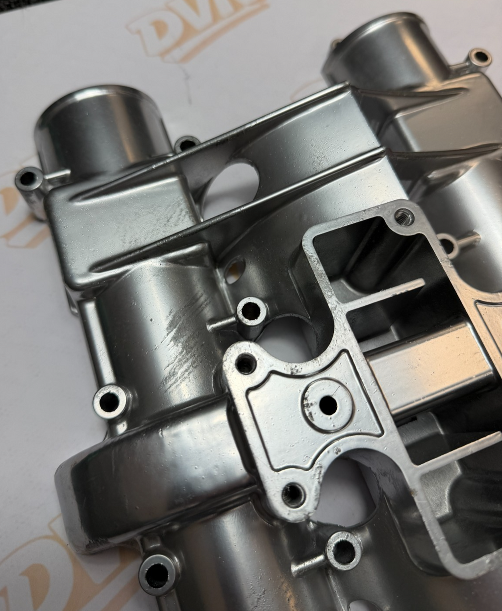NOS Genuine Suzuki GS650 Cylinder Head Cover Valve Cover 11171-34200 OEM