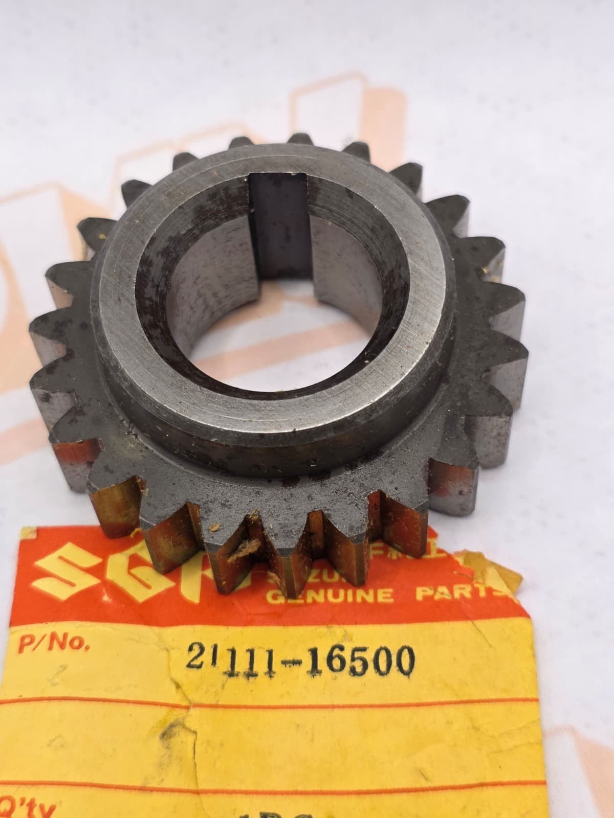 NOS SUZUKI 1971 TM 400 GEAR, PRIMARY DRIVE 21111-16500 NEW OEM PART