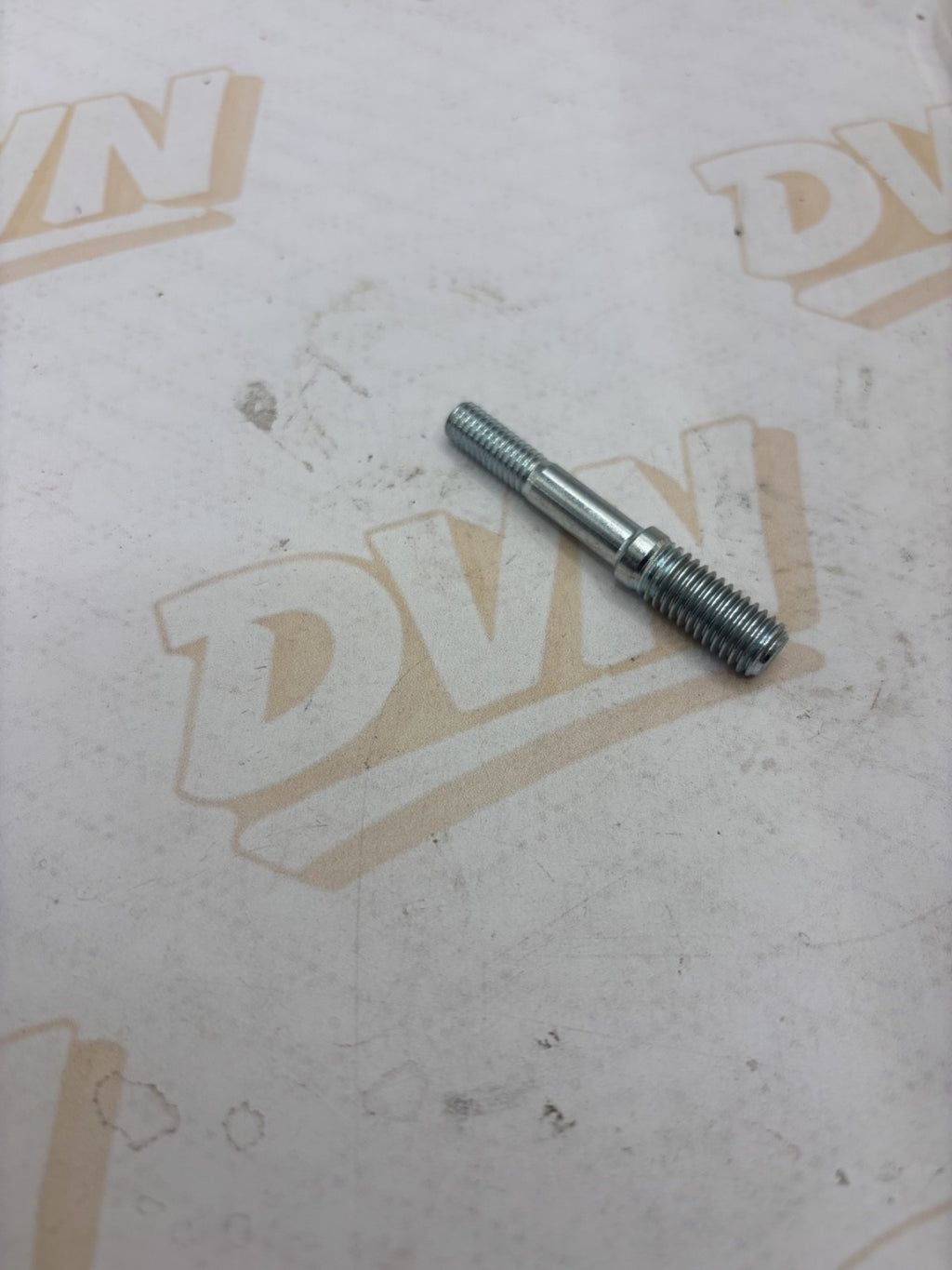 NOS Suzuki 1981-82 RM125 Cylinder Head Bolt Stud 09108-06043