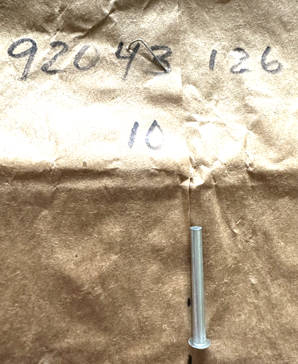 1 NOS Genuine Kawasaki Gas Fuel Tank Cap Hook Pin Part OEM 92043-126 NEW Stock