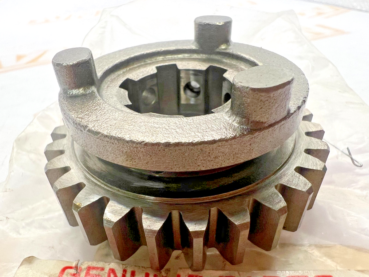 KAWASAKI NOS OEM GEAR,OUTPUT 5TH,27T 13260-1267
