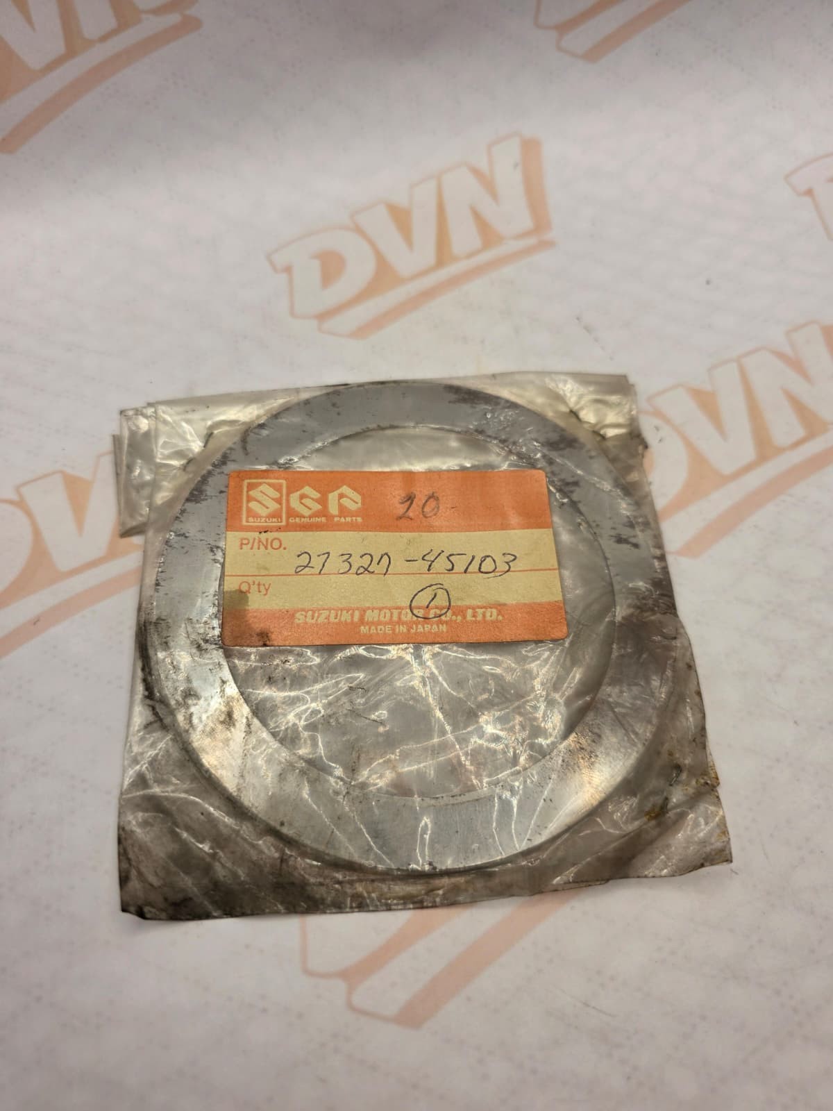 SUZUKI NOS GS1100 GS850 GS1000 GS850 SHIM OEM NOS 27327-45103 OM13