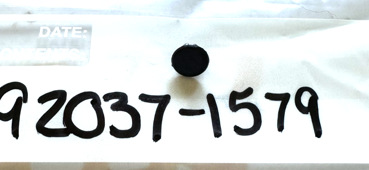 #KB NOS  Kawasaki Clamp ZX 750 900 1000  92037-1579