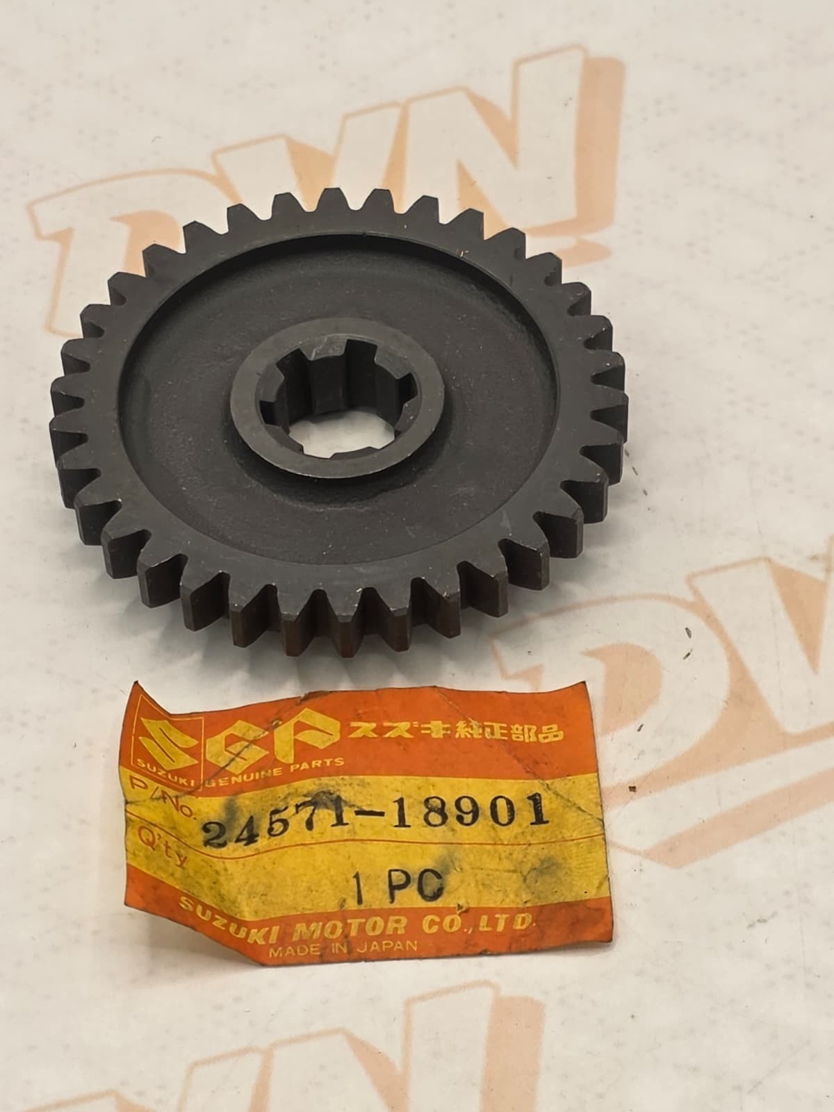 24571-18901 NOS OEM Suzuki ATV Reverse Driven Gear LT125 1983-1987