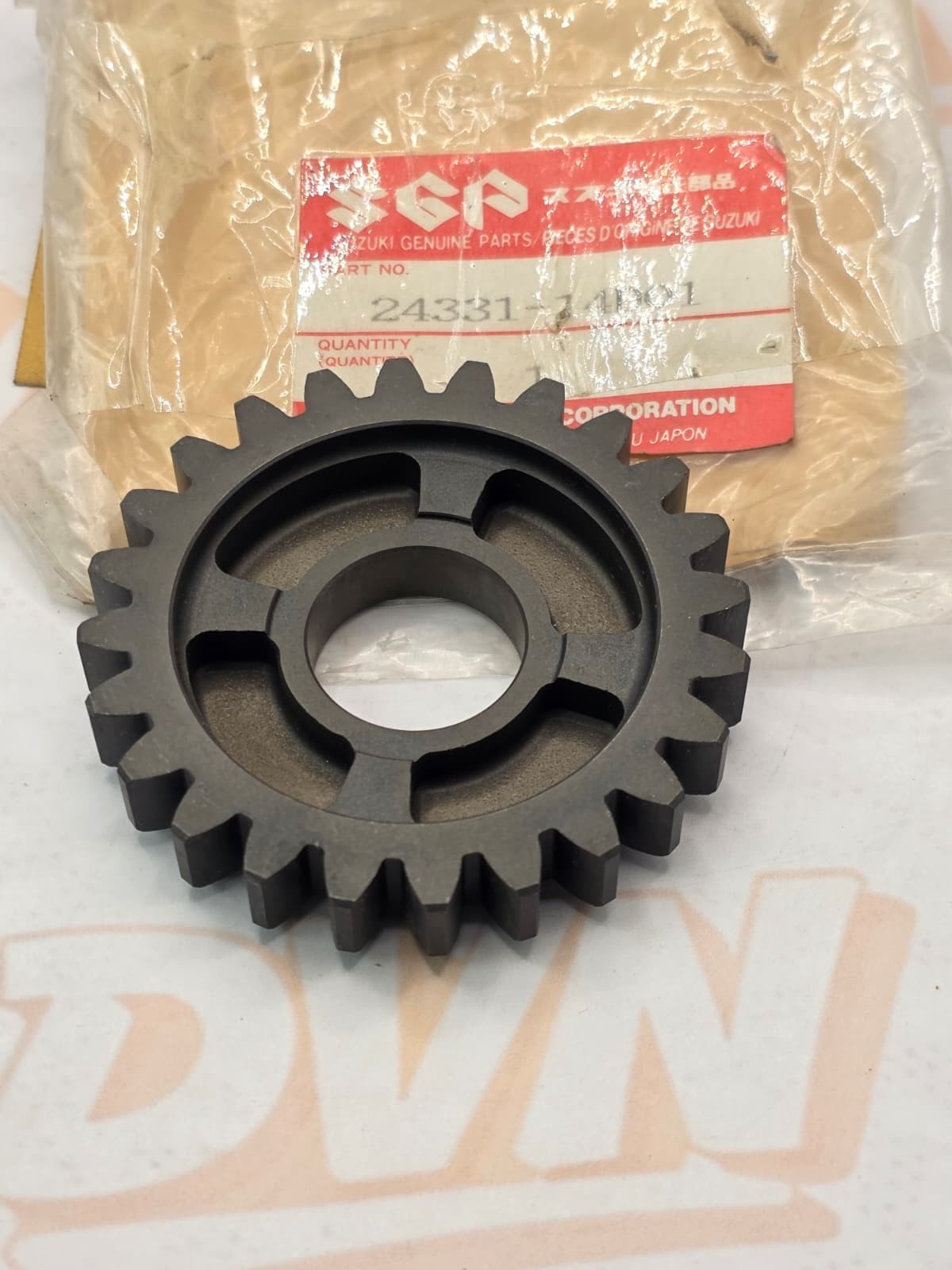 Suzuki DR 350 DR 350S Transmission 3rd Driven Gear 24T 24331-14D01 1993-1999