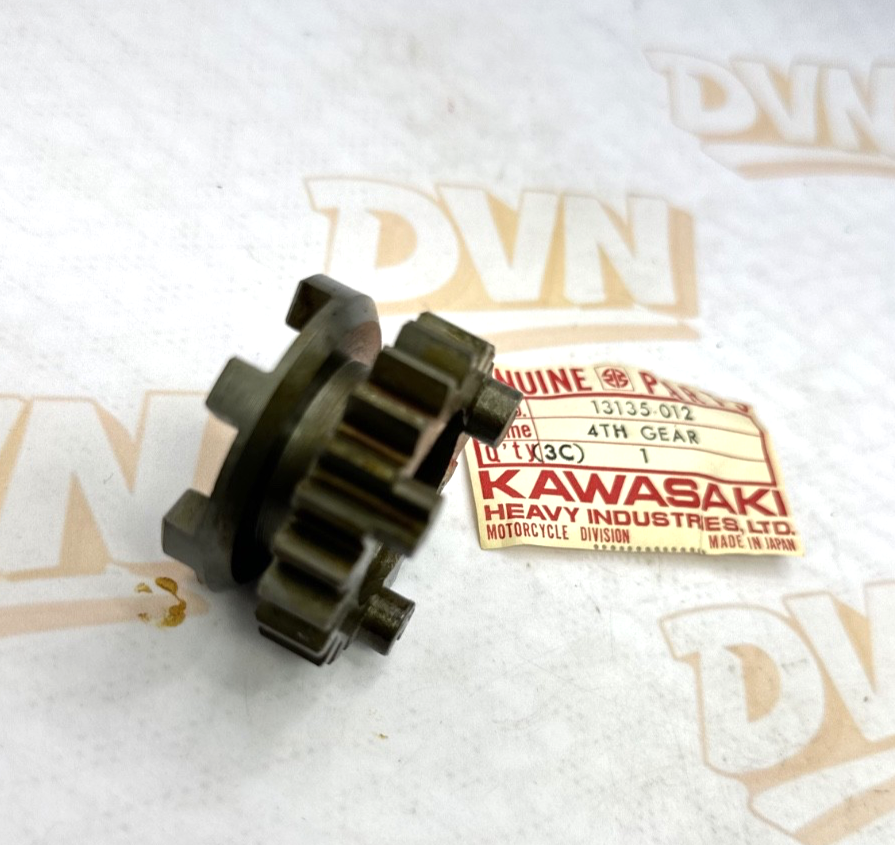 KAWASAKI F6 125 F7 175 NOS Output 4TH Gear 13135-012