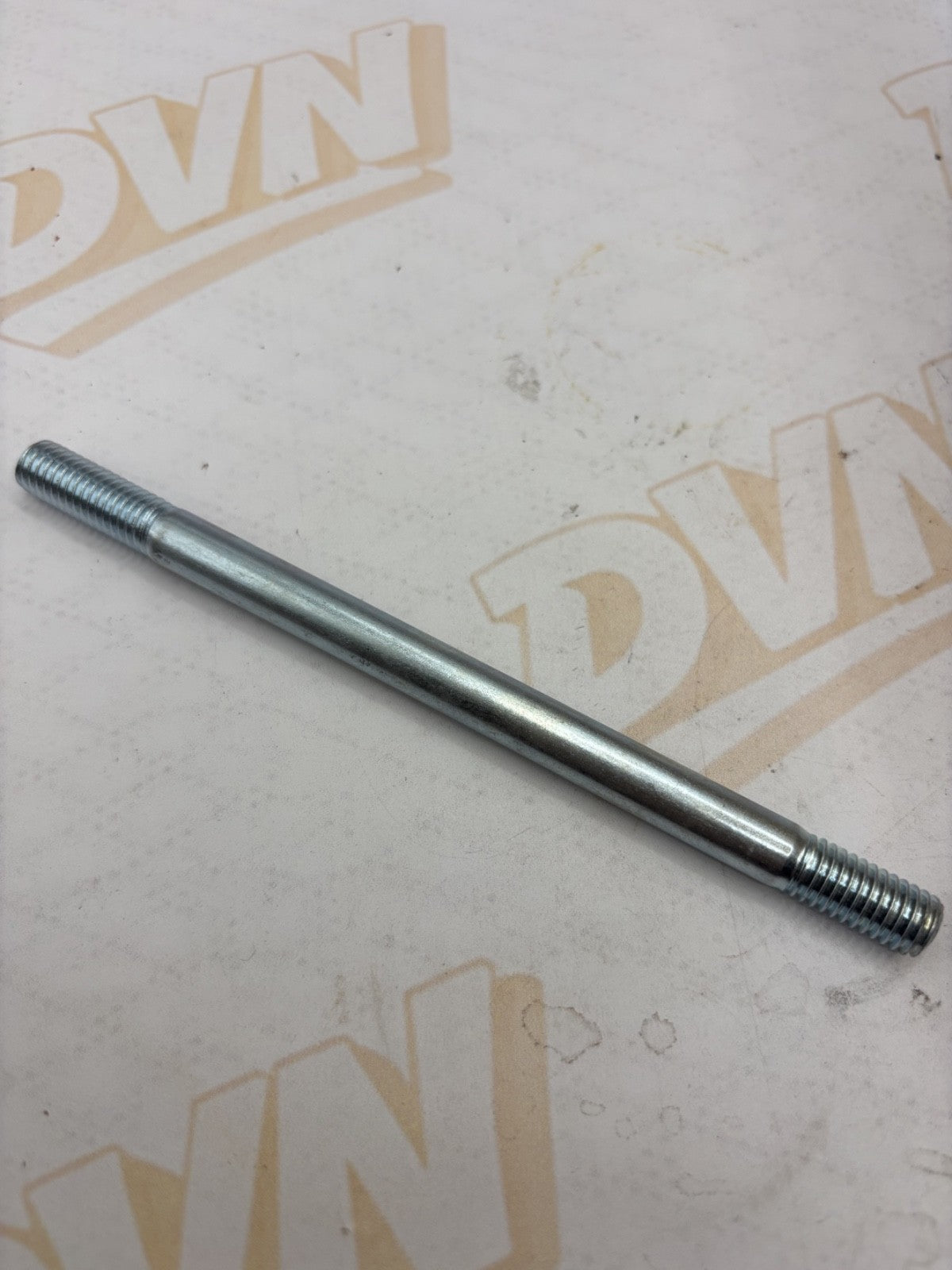 NOS SUZUKI Cylinder Stud Bolt #1 RM DS RM80 DS80  #09108-08028