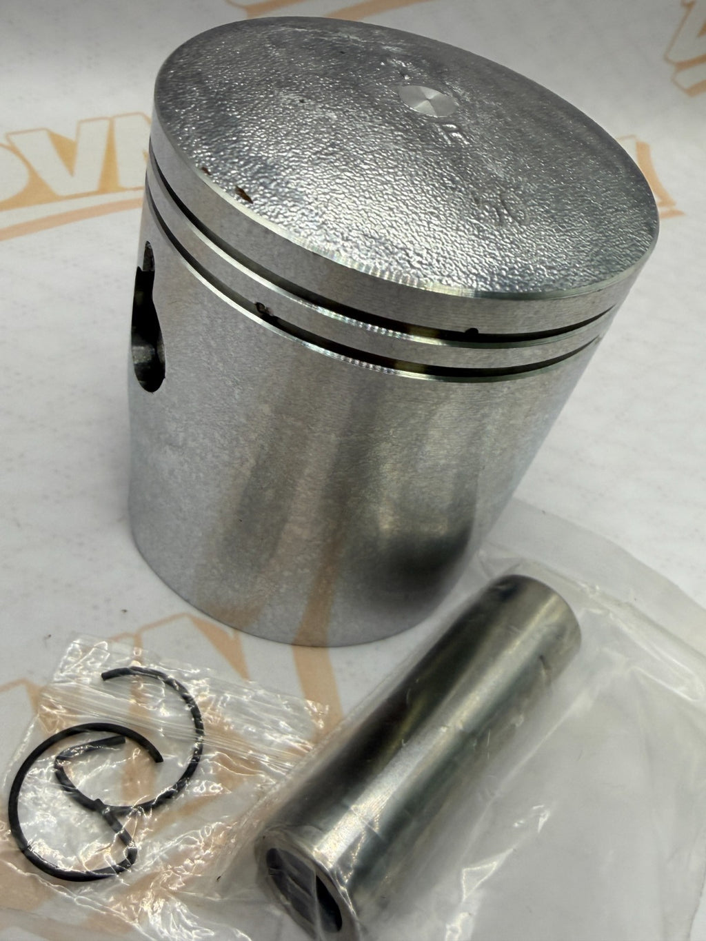 Suzuki GT750 Piston 0.5mm Oversize Right No Rings