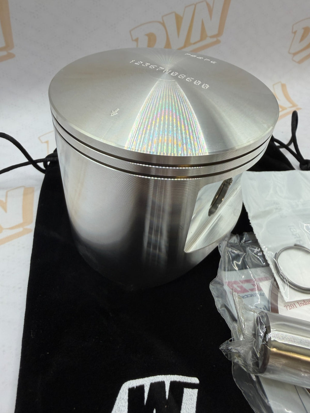 Suzuki PE400 1980 Wiseco piston and ring set  86.00 mm