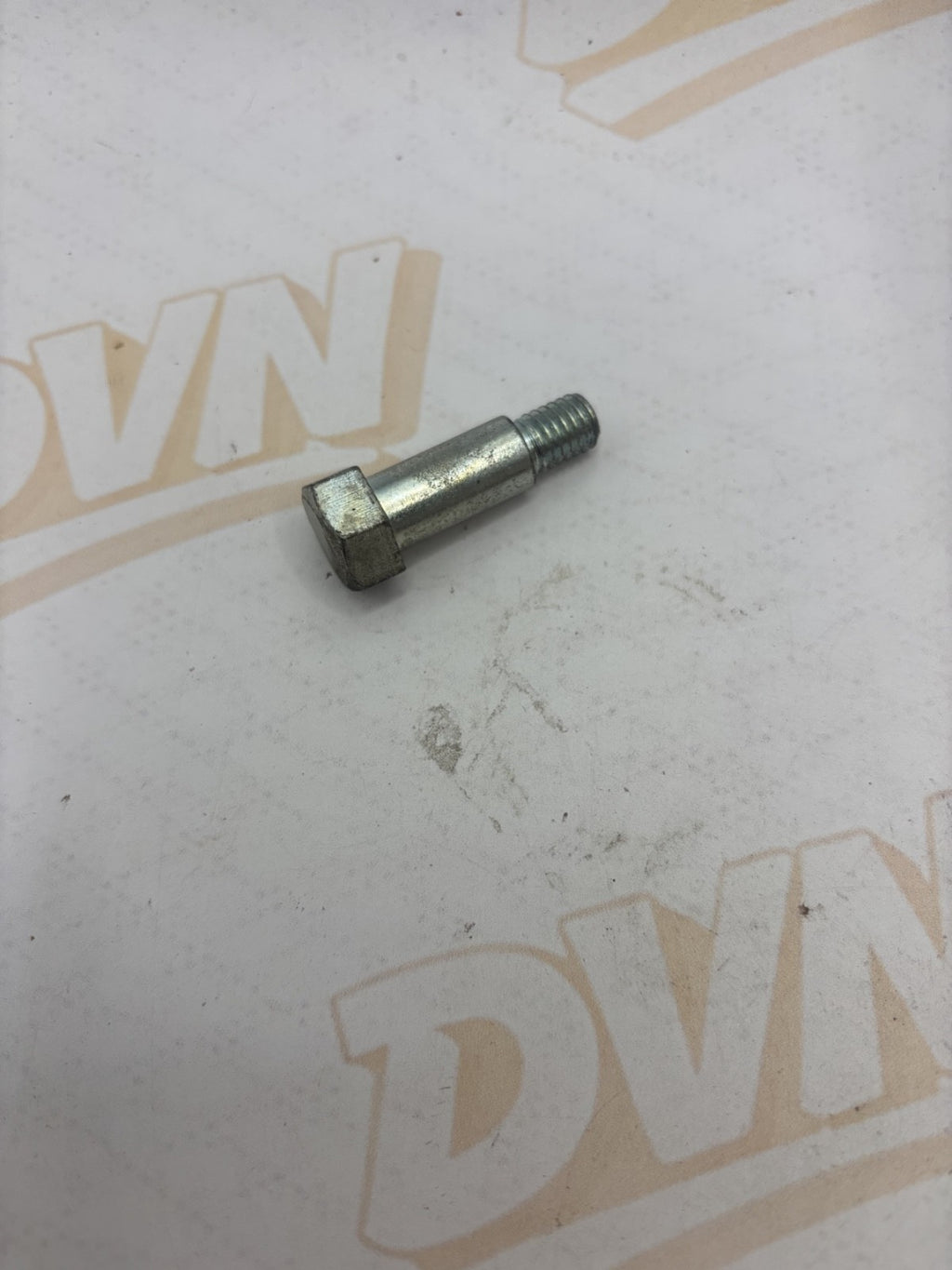 NOS OEM NEW ORIGINAL SUZUKI GS1000 GS850 GS750 BOLT 09111-08031