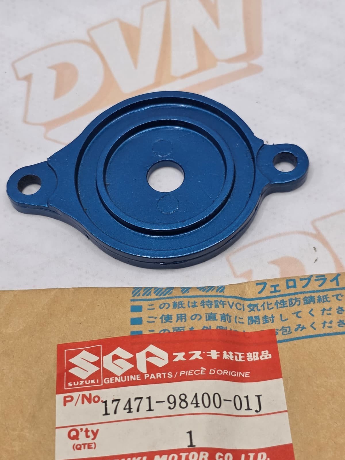 NEW OEM SUZUKI OUTBOARD 17471-98400-01J  Cover, Pump Case