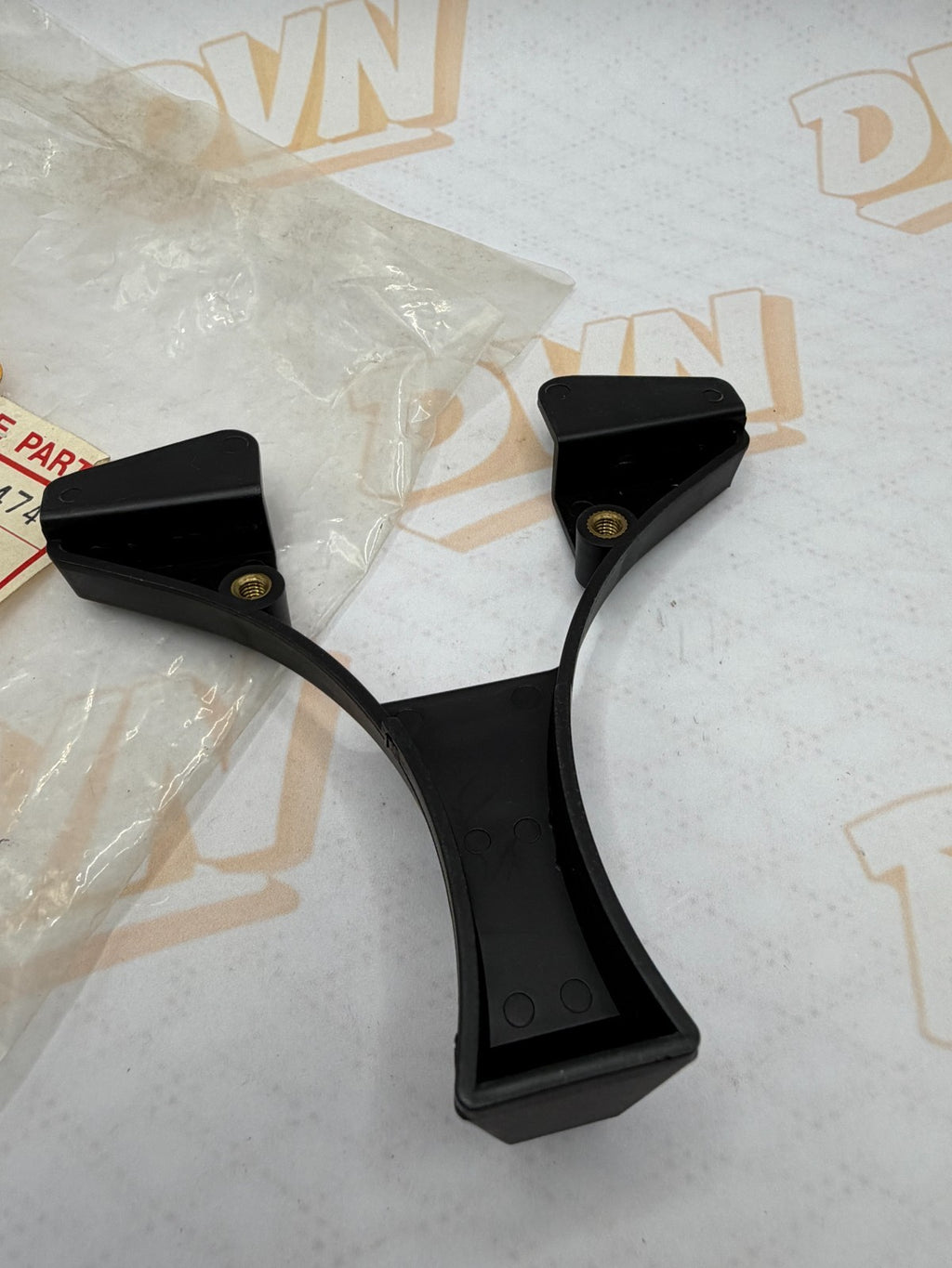 KAWASAKI OEM COVER PILOT BOX LWR SPECTRE KZ550 KZ750 14025-1474