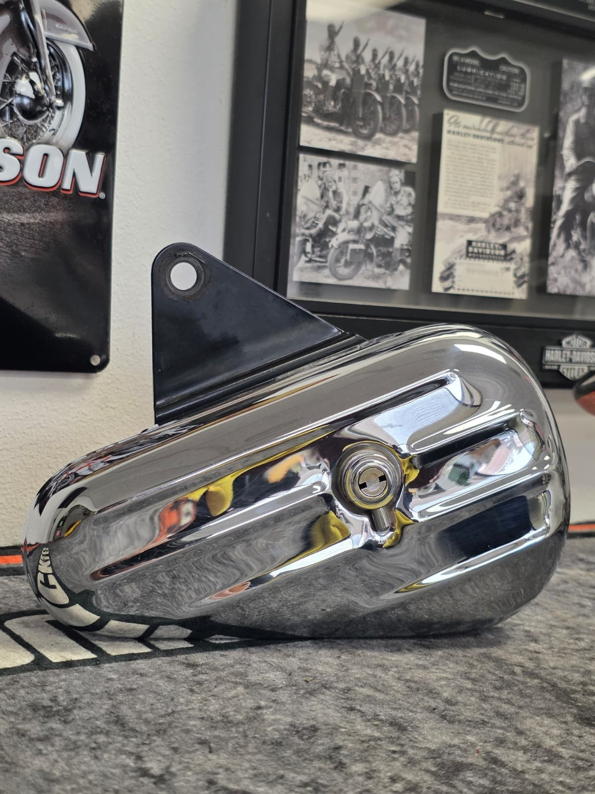 Harley Davison softail  Chrome Toolbox