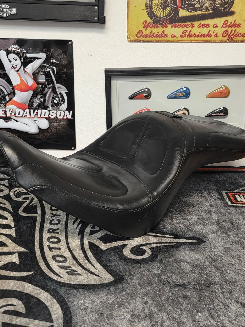 07-08Harley CVO SPRINGER,CROSS BONE08-10 OEM PassengerDriver Seat Saddle Le Pera