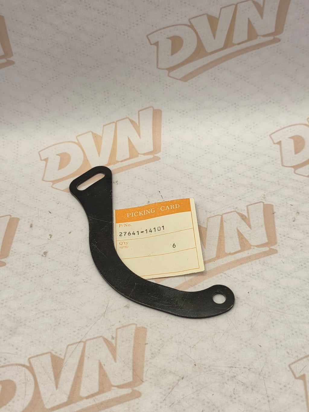 NOS SUZUKI 27641-14101 CHAIN GUIDE  OEM
