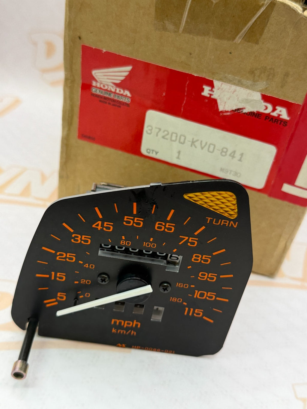 NOS Honda VTR250 1988–1990 Interceptor Speedometer Assembly 37200-KV0-841 NIB
