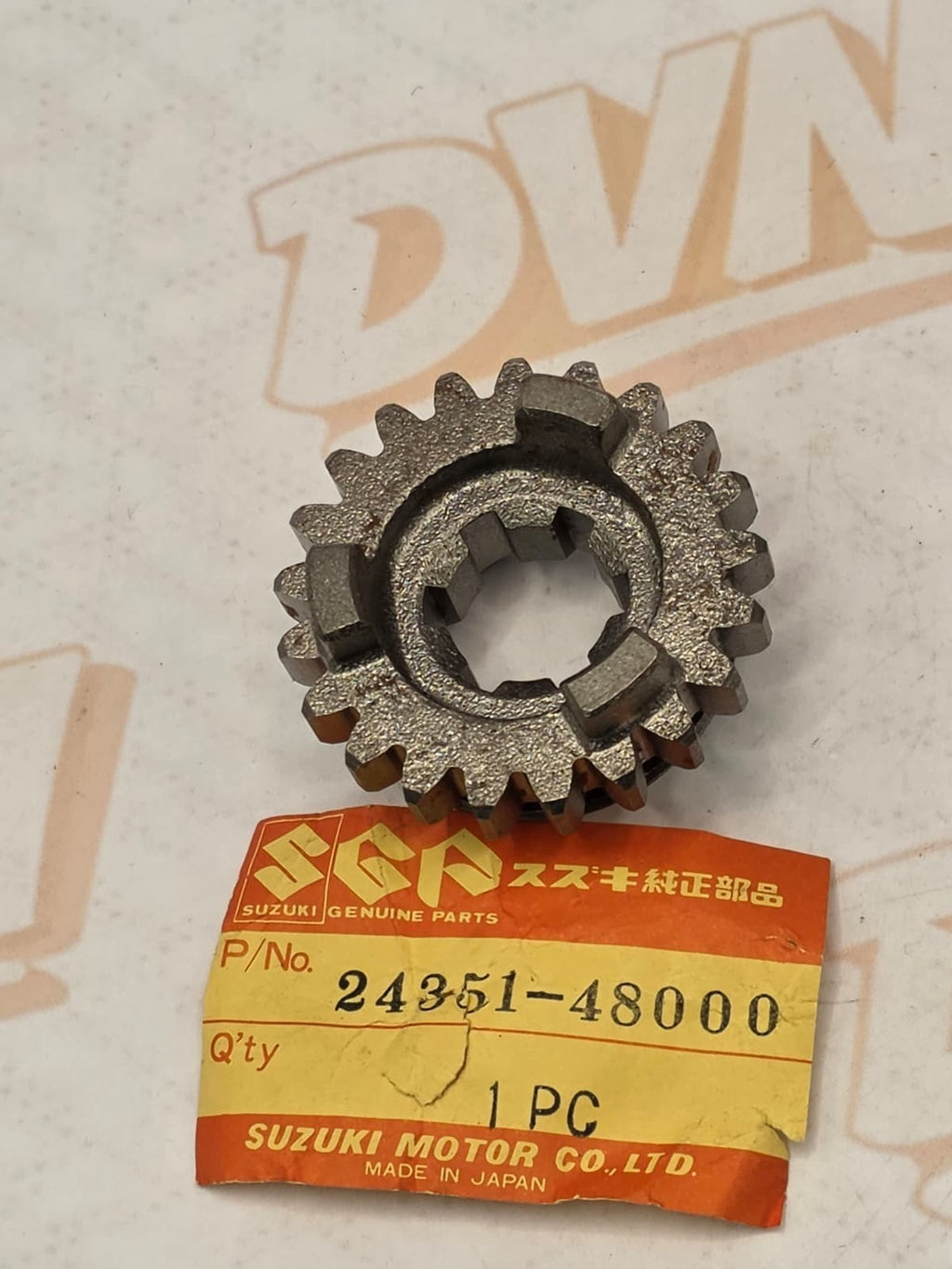 1971 SUZUKI  TC120 TC 120 1ST GEAR DRIVEN WHEEL NOS OEM 24411-07402