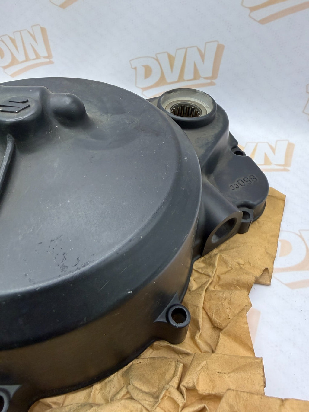 Suzuki TM 250 TM250 Clutch Cover 11300-30851  1972-1973