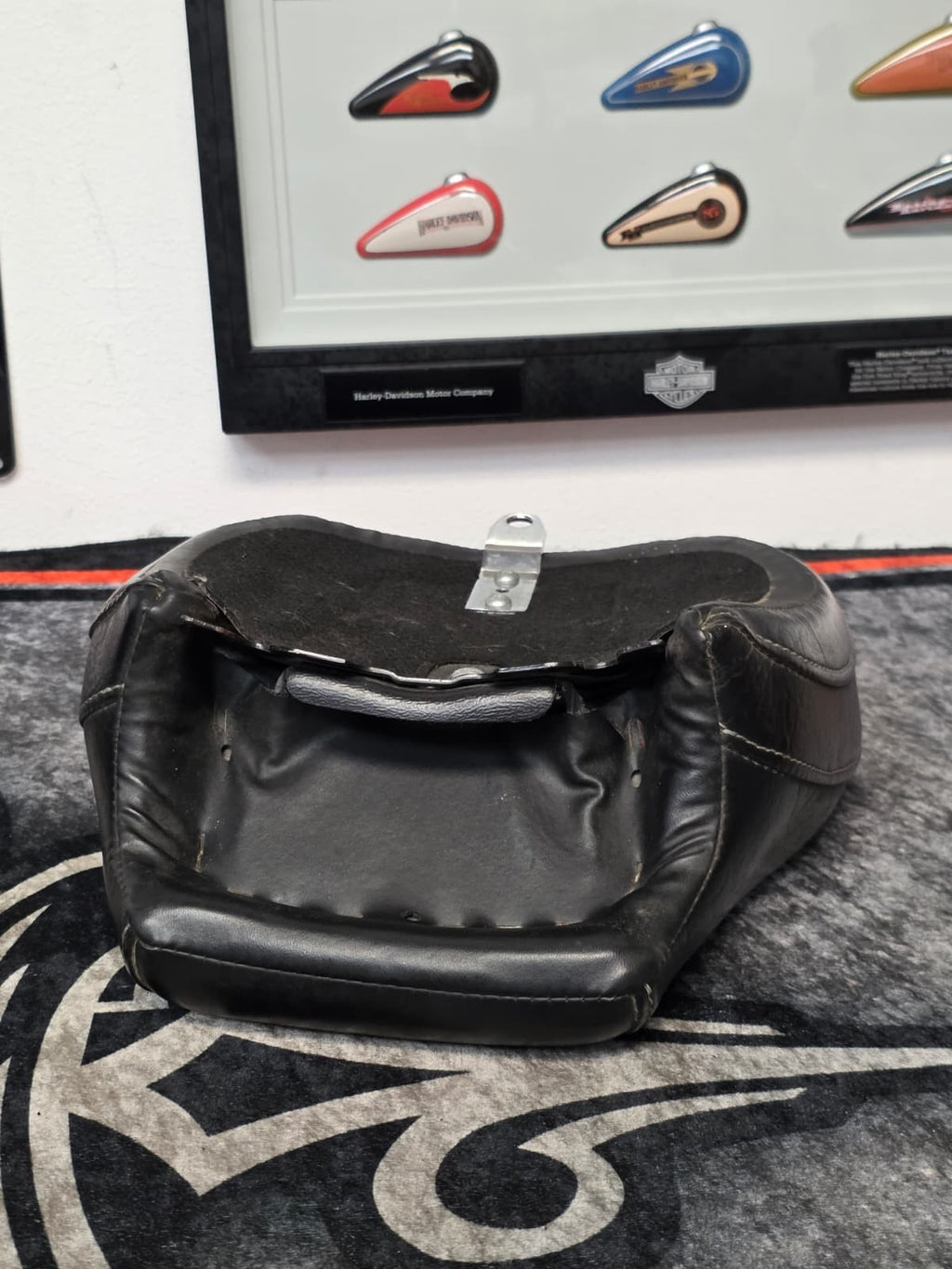 2009-2023 Harley-Davidson Touring CVO Low Profile PASANGER Seat OEM Gold Stitch