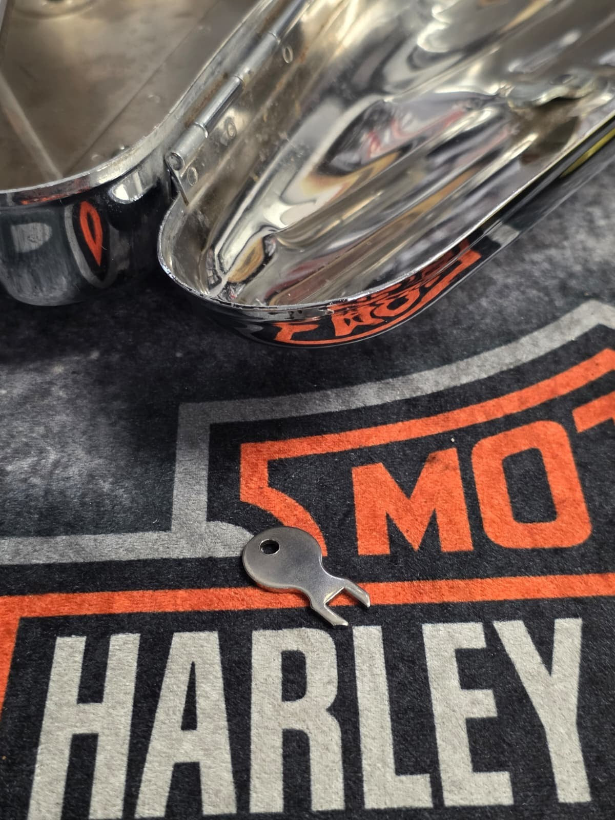 Harley Davison softail  Chrome Toolbox