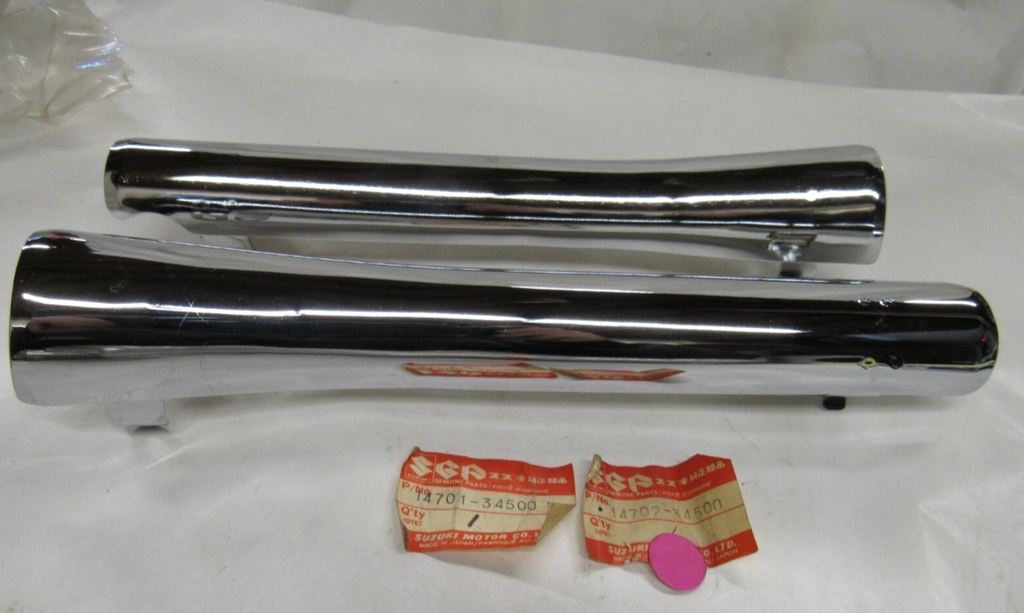 SUZUKI GS500E GS550 GS650E '81-83 NEW ORIGINAL MUFFLER COVER RIGHT AND LEFT