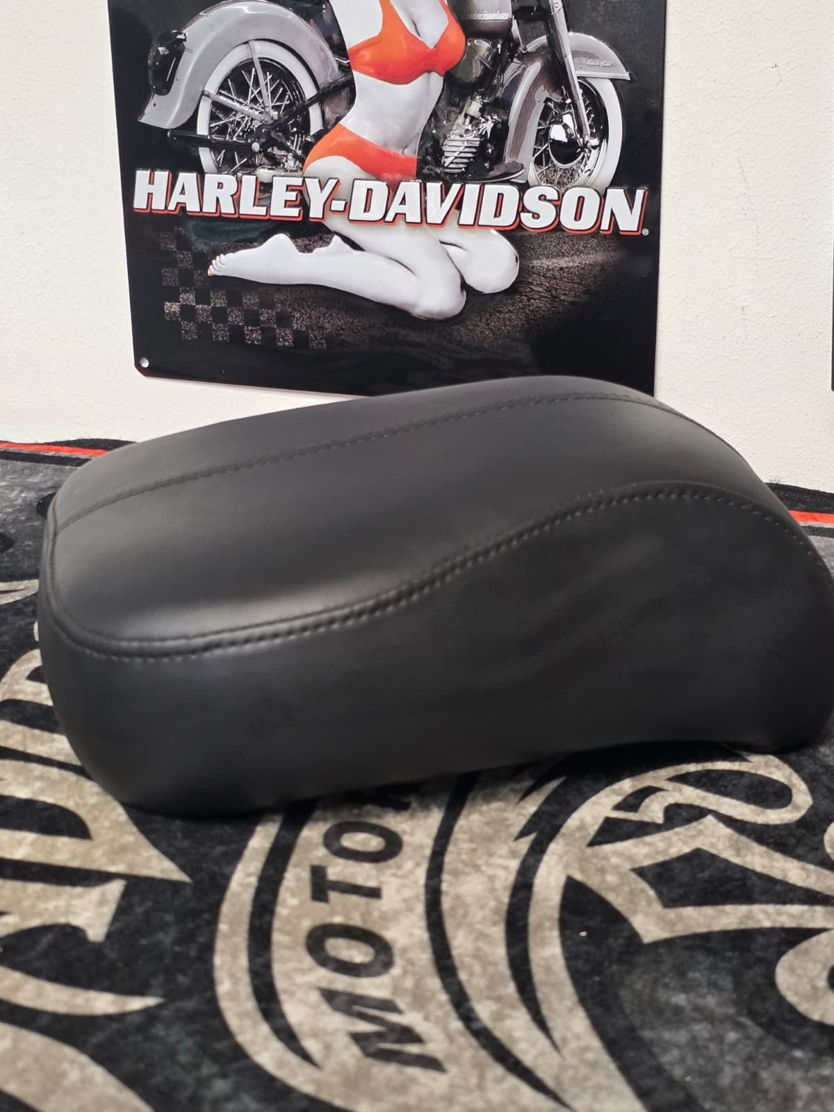05-17 Harley-Davidson Heritage,deluxe,Softail models Passenger Pillion Seat OEM