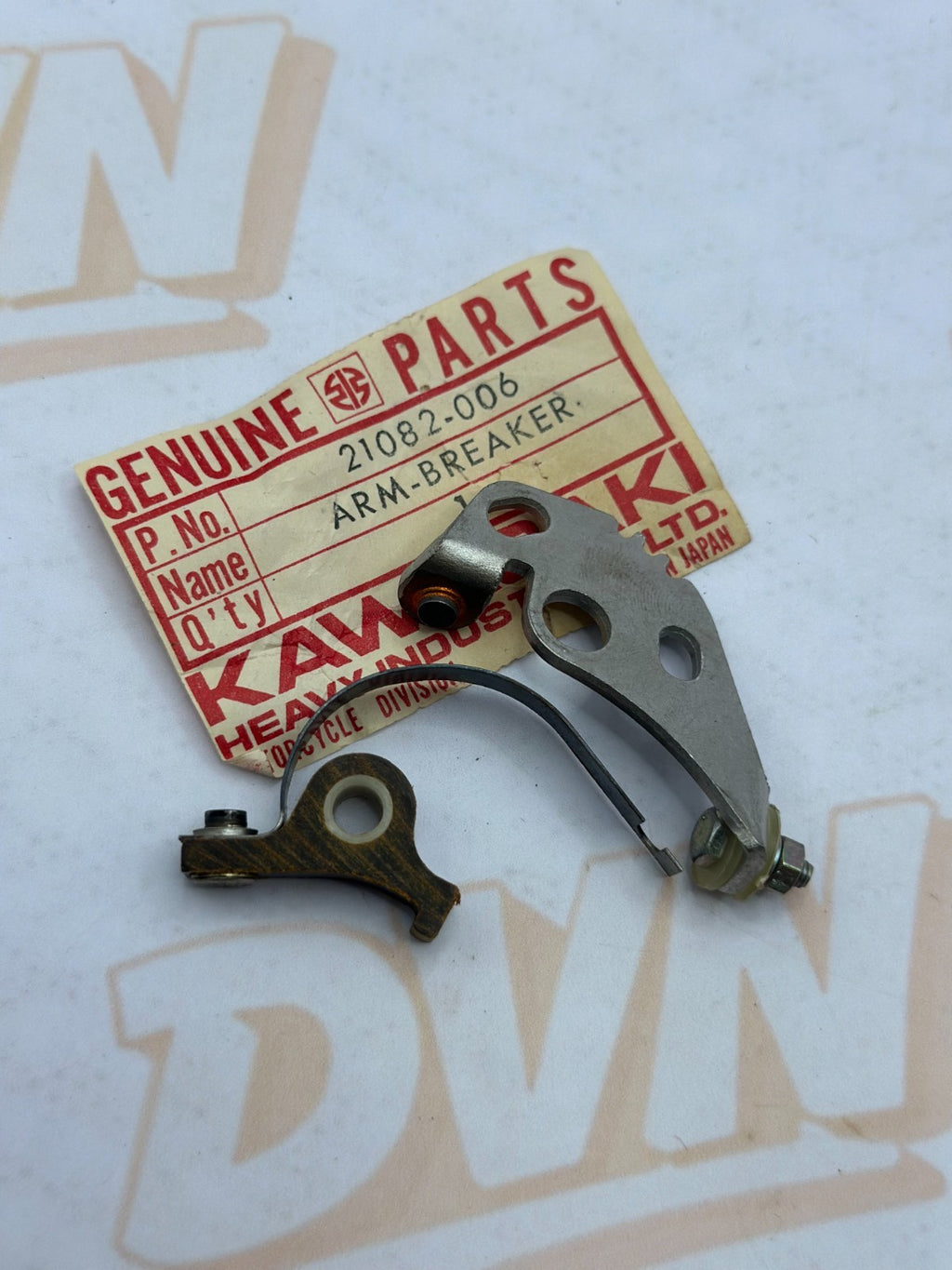 NOS Kawasaki F3 Bushwacker '68-'70 Ignition Point ~ 21082-006