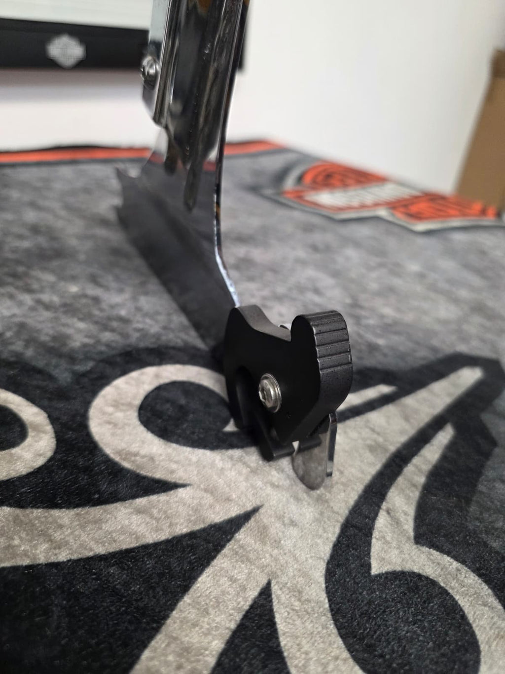 09 CVO SPRINGER , BREAKOUT 2013-2017 Sissy Bar/Back Rest HARLEY DAVISON OEM