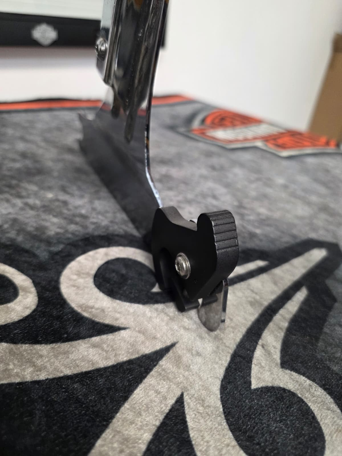 09 CVO SPRINGER , BREAKOUT 2013-2017 Sissy Bar/Back Rest HARLEY DAVISON OEM