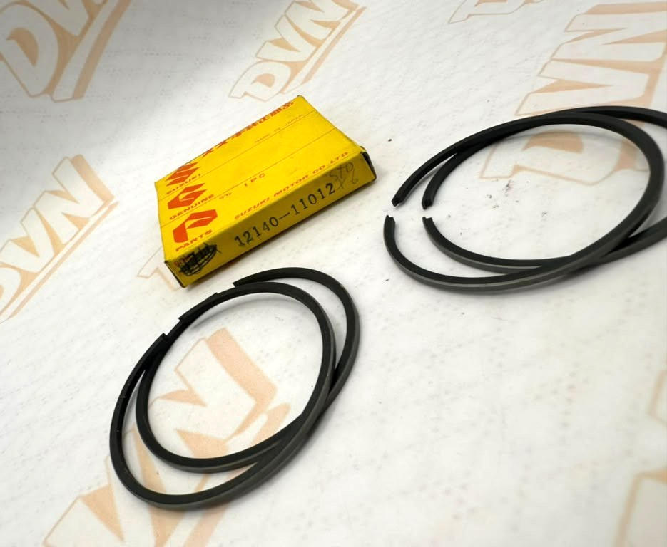 GENUINE Suzuki T250 Piston Ring Set 1969 Standard Size 12140-11012