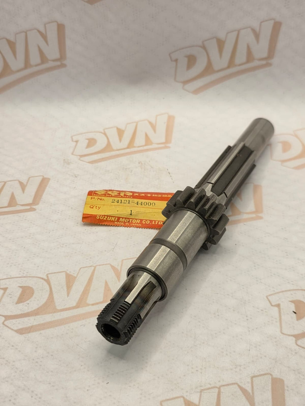 NOS Suzuki Countershaft GS400 GS425  24121-44000