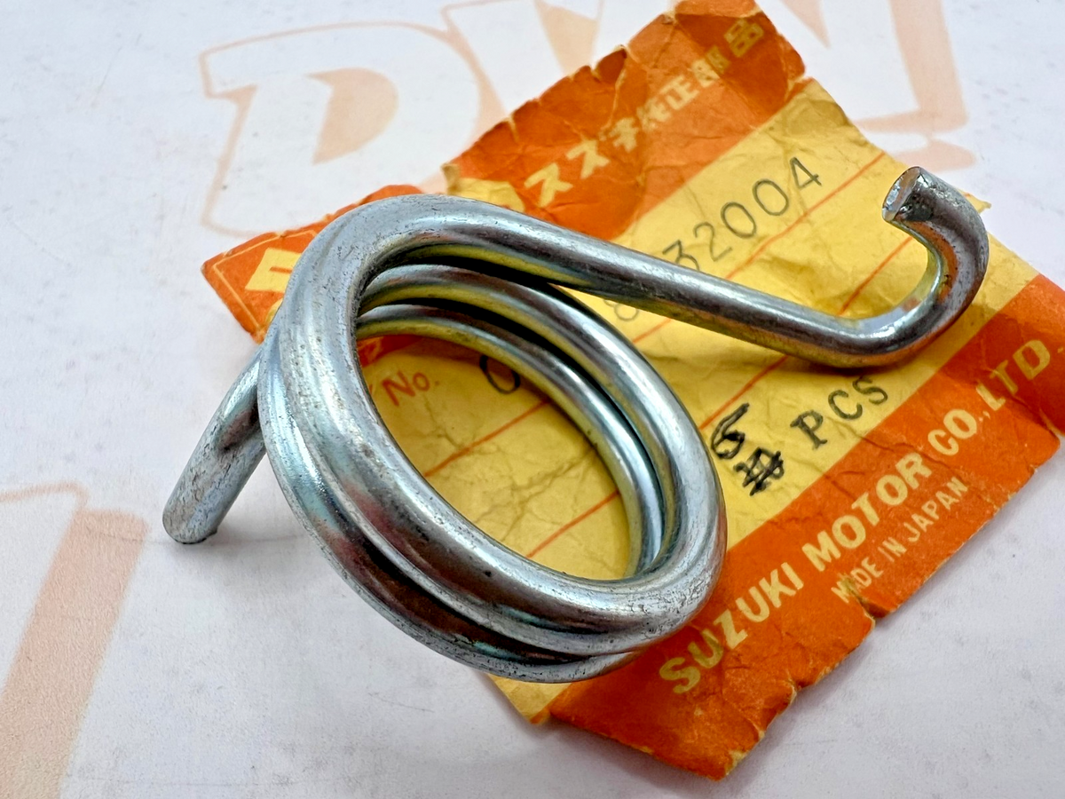 NOS GENUINE SUZUKI TC TS100 185 REAR BRAKE PEDAL SPRING 09448-32004-XC0 OEM