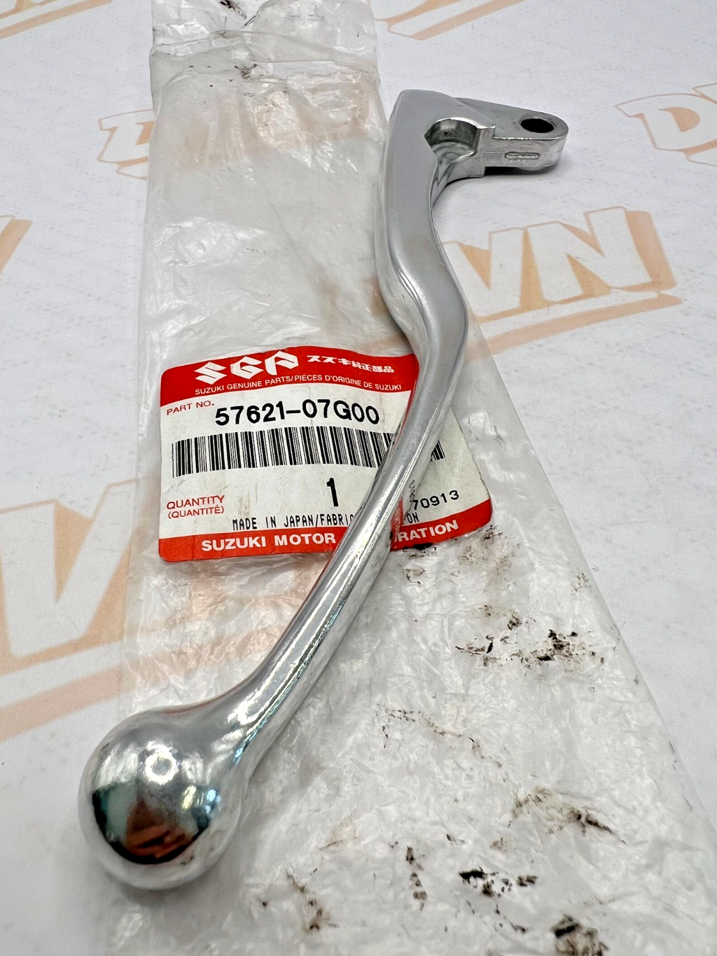 Suzuki NOS OEM Part 57621-07G01 LEVER