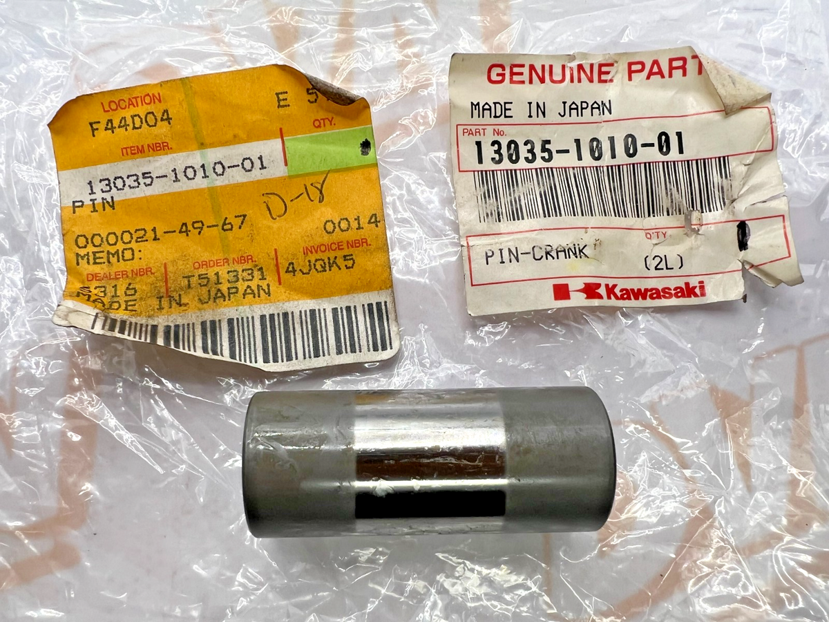 1 NEW 1984-2006 Genuine Kawasaki KX125 KDX200 KDX220 Crank Shaft Pin 13035-1010
