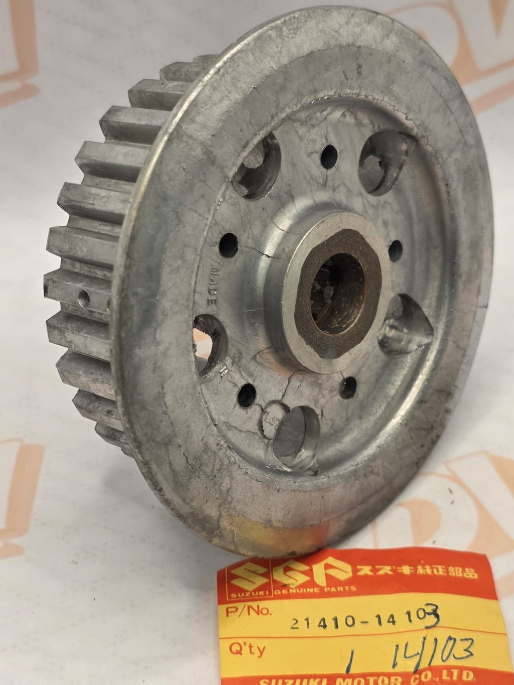 Suzuki RM 125 Clutch Inner Hub Boss 21410-14103 1984-1985