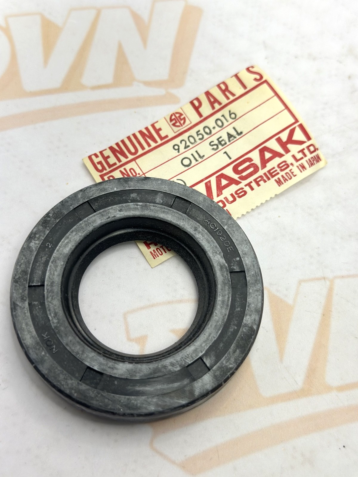 New OEM Kawasaki 92050-016 Output Shaft Oil Seal NOS