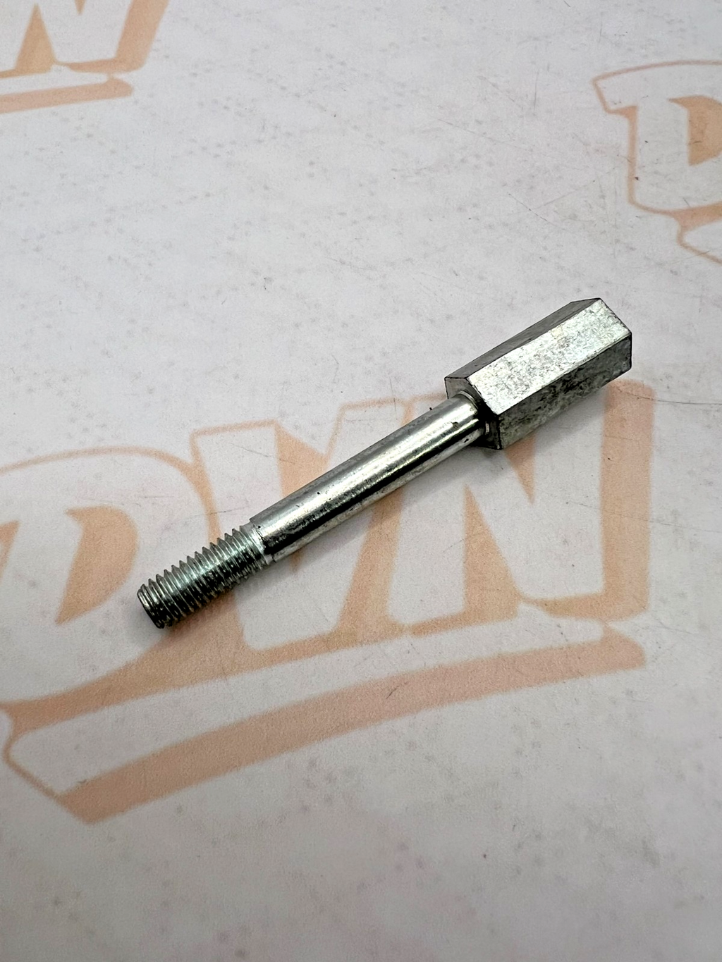 SUZUKI NOS OEM BOLT, FRAME COVER RH 47151-27000