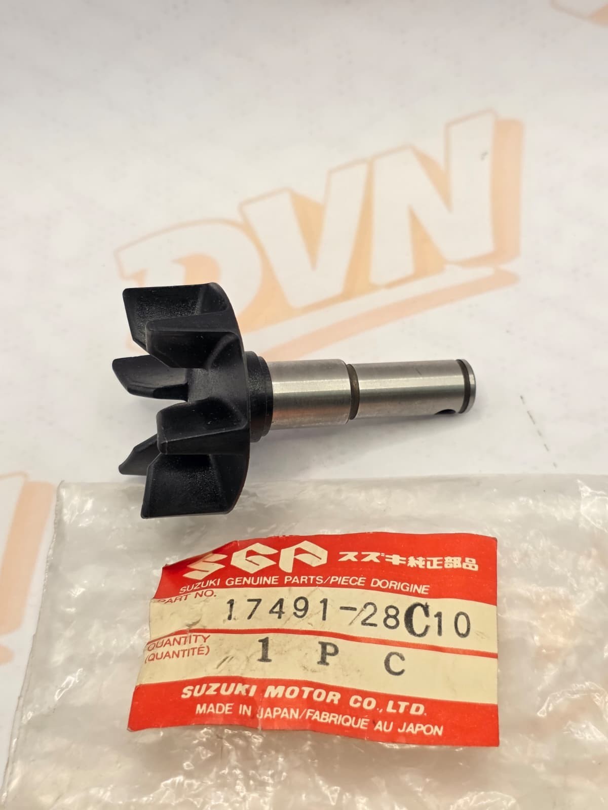 NEW OEM Suzuki Water Pump Impeller Shaft 17491-28C10 90-95 RM250,90-98 RMX250