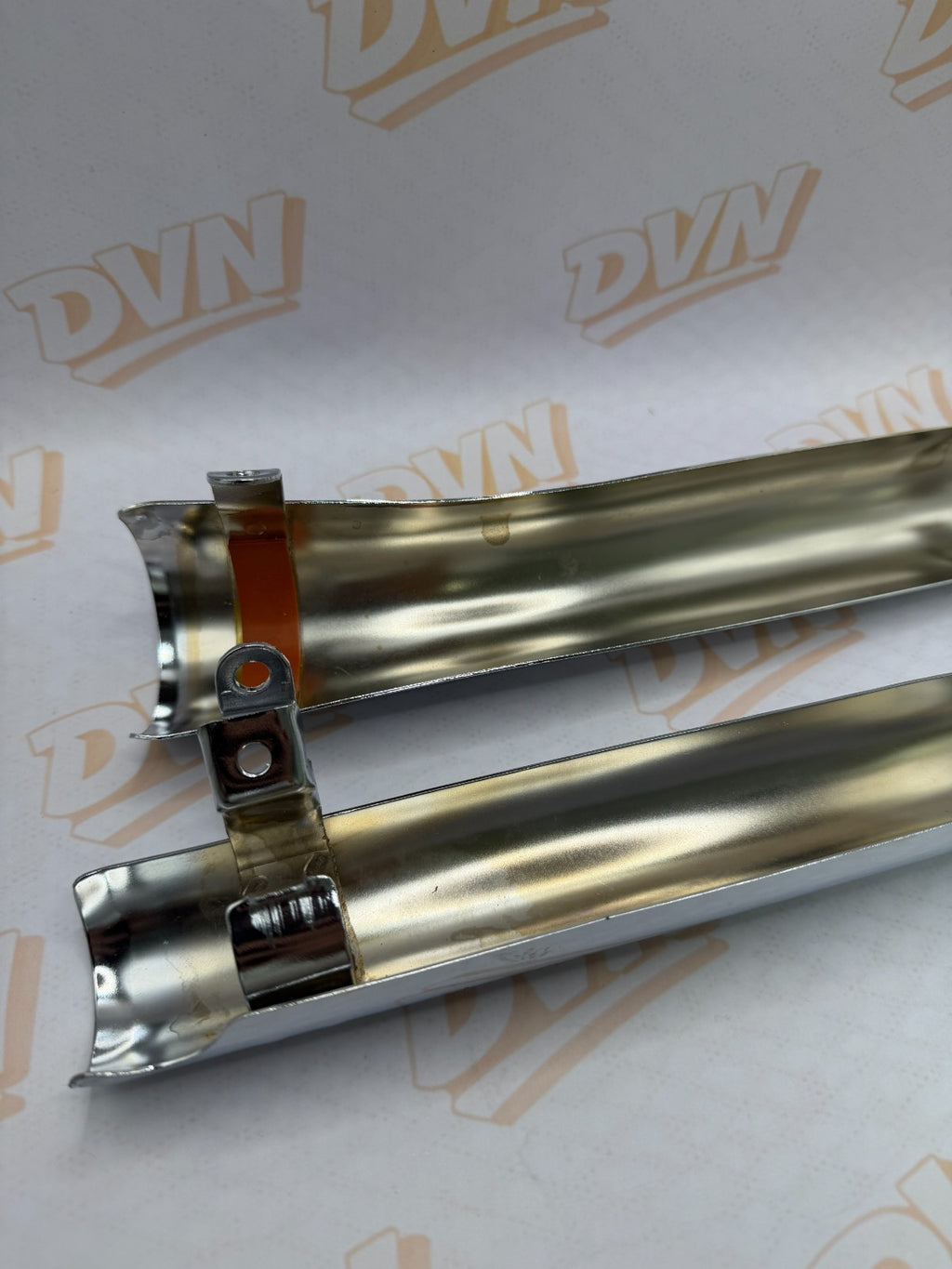 SUZUKI GS500E GS550 GS650E '81-83 NEW ORIGINAL MUFFLER COVER RIGHT AND LEFT