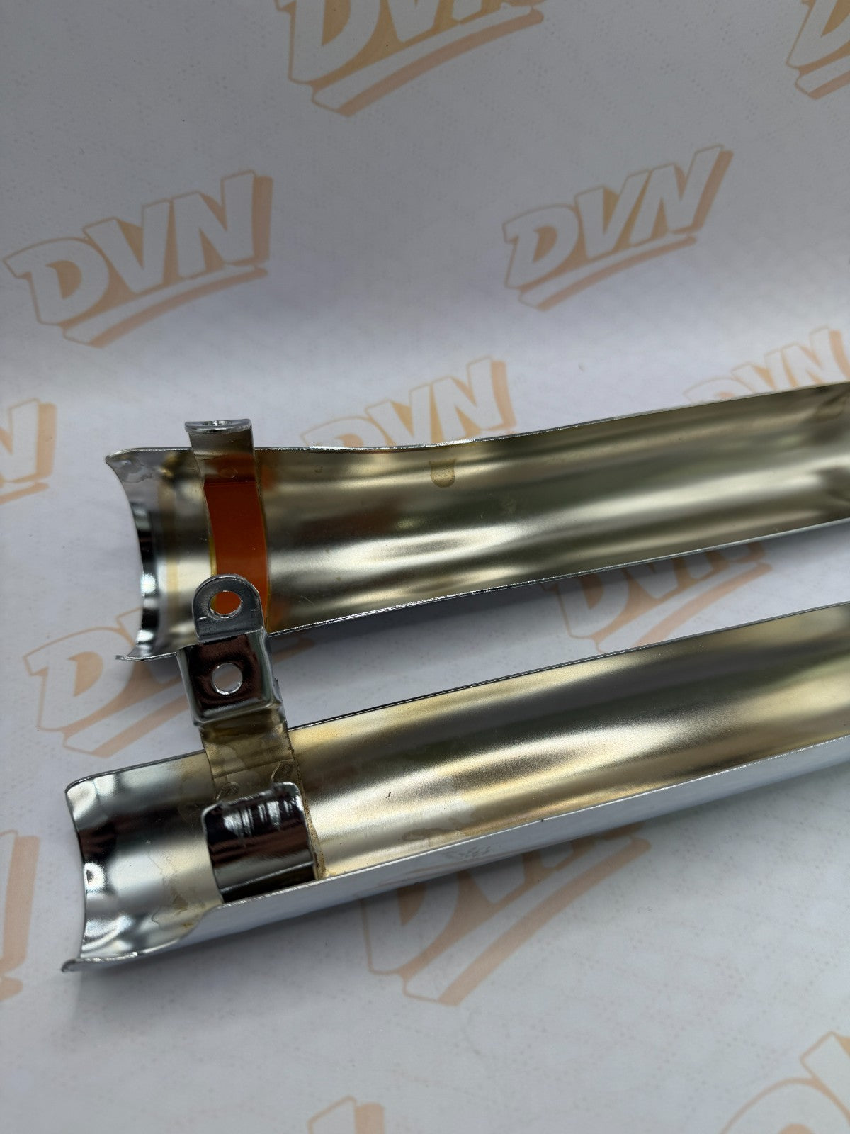SUZUKI GS500E GS550 GS650E '81-83 NEW ORIGINAL MUFFLER COVER RIGHT AND LEFT