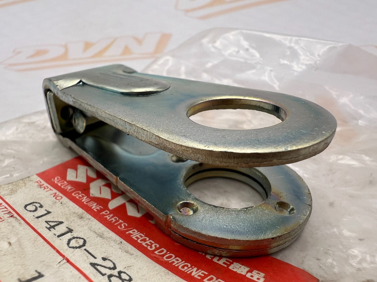 SUZUKI NOS OEM CHAIN ADJUSTER  NOS 61410-28004