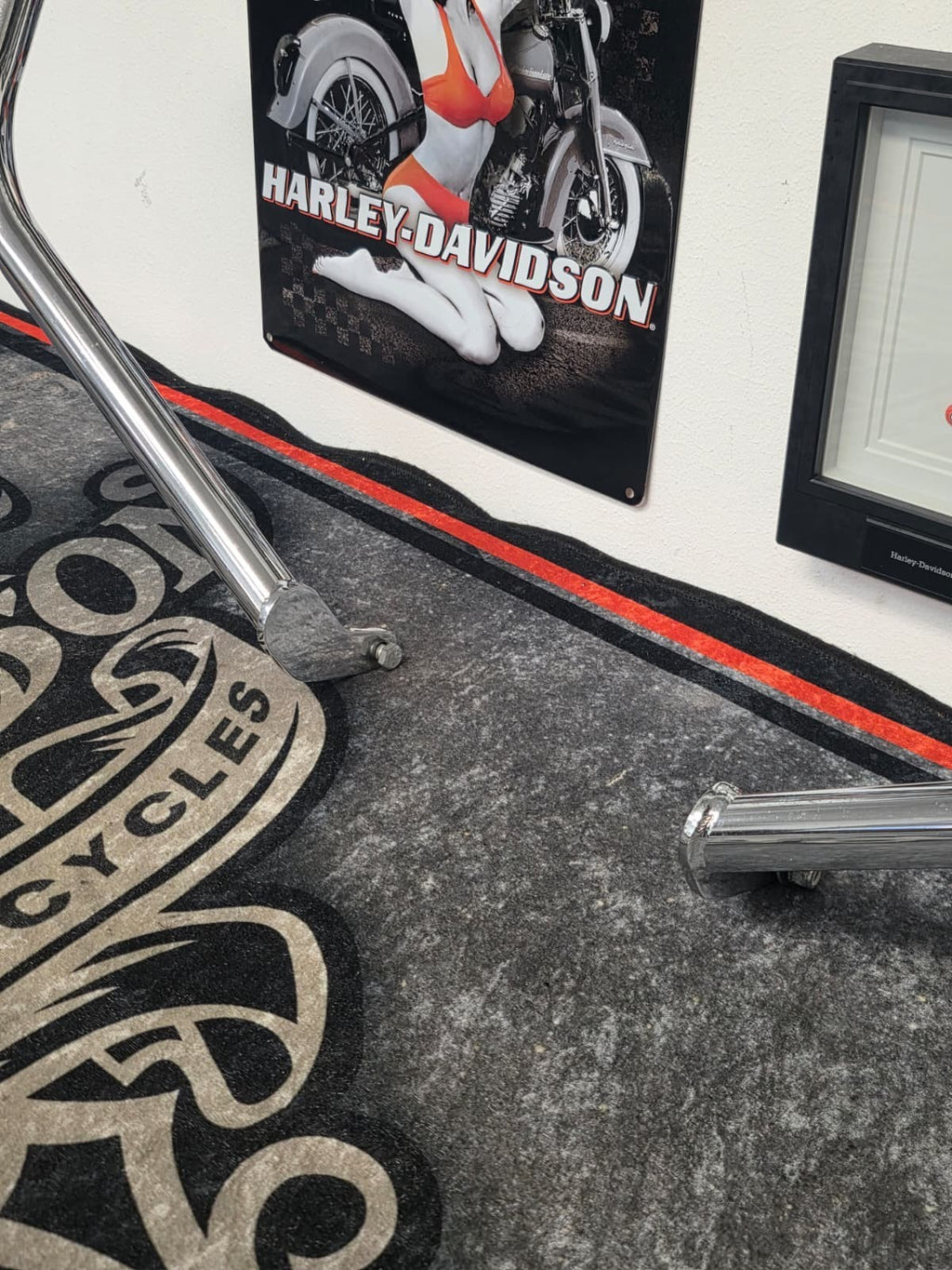 Highway Bar Engine Guard for '86-11 Harley Davidson Softail Models - Chrome