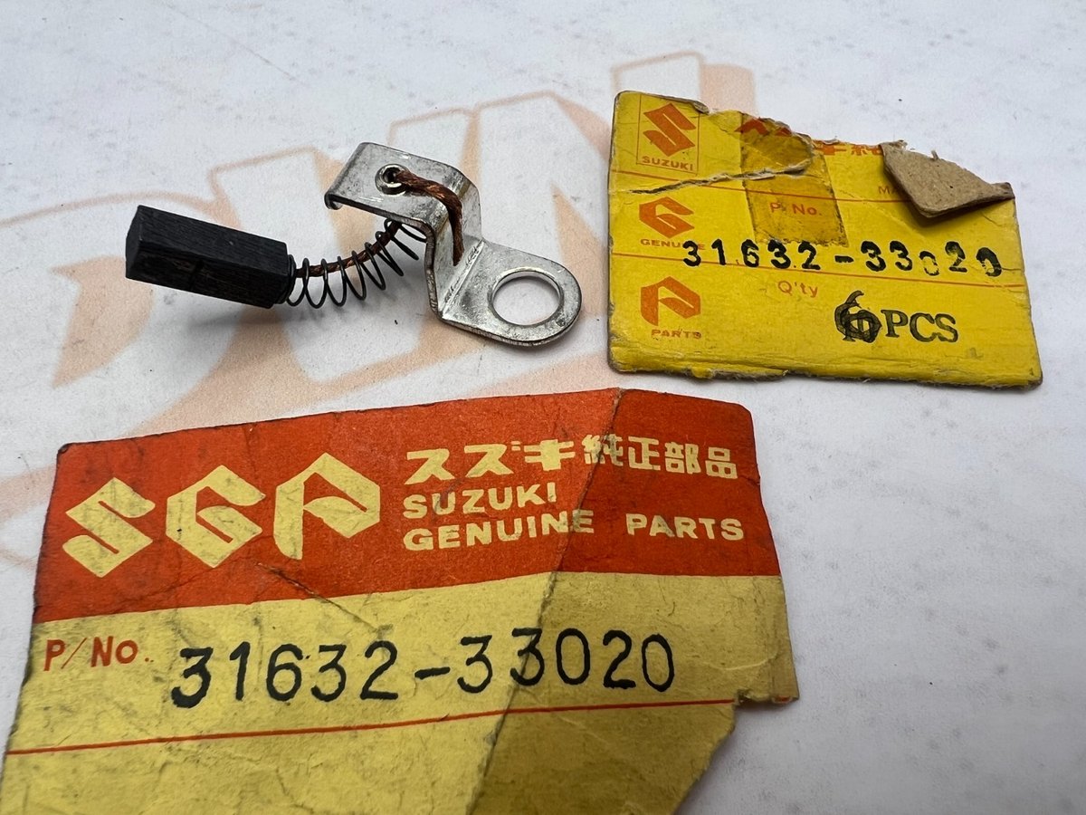 SUZUKI NOS BRUSH CARBON GT380 GT550 31632-33020