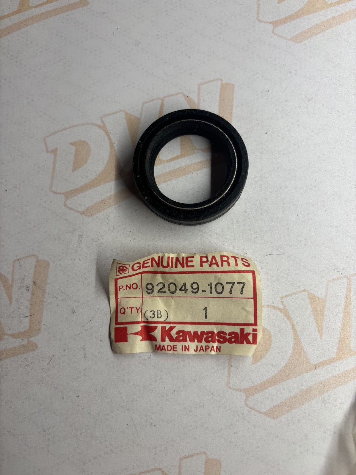NOS NEW OEM F92049-1077 ACTORY KAWASAKI KZ440 KZ305 KZ400 FORK OIL SEAL