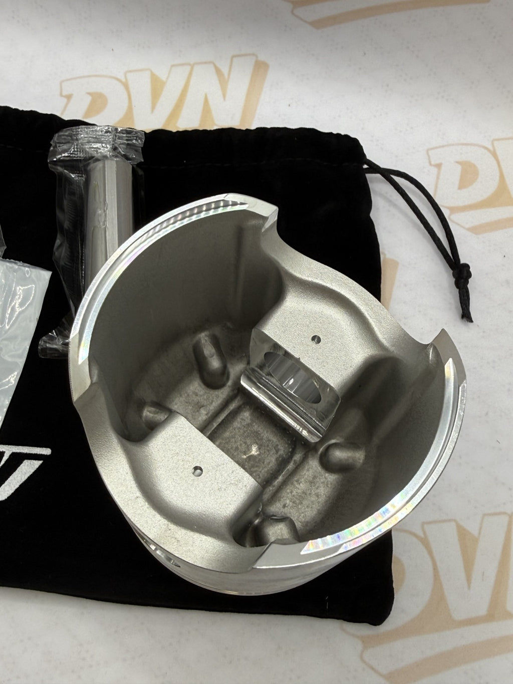 Suzuki TM400 1975 Wiseco piston and ring set  83.00 mm