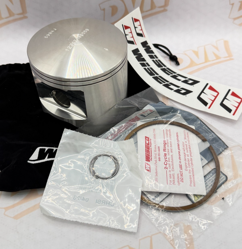 Suzuki PE400 1980 Wiseco piston and ring set  85.50 mm