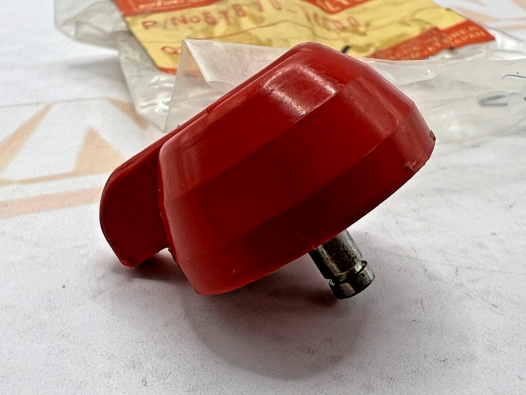 NOS Suzuki OEM Engine Stop Knob 1984-1986 LT50 1983-1984 ALT50 57870-04600