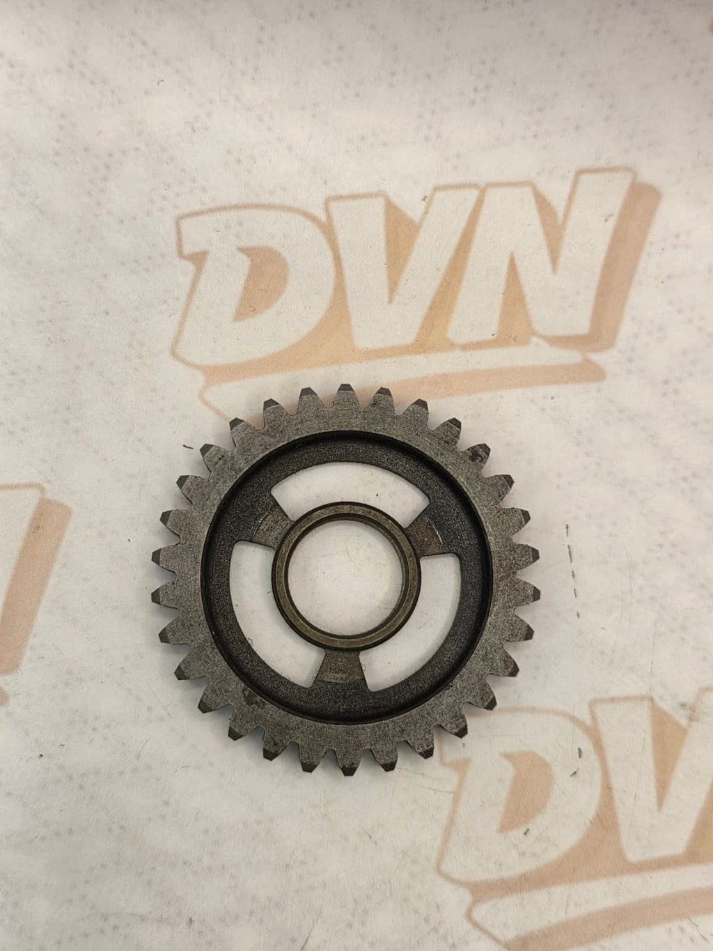 Suzuki DS100  TS100 TS125 GEAR,SECOND DRIVEN OEM NOS  24321-48001